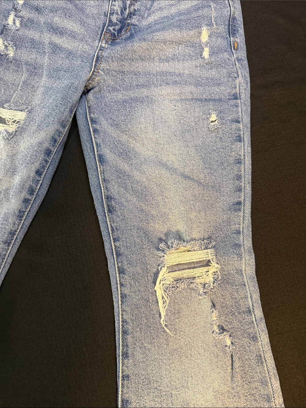 Altar'd State Light Blue Distressed Flare Jeans Size 26 /3 - Picture 7 of 9